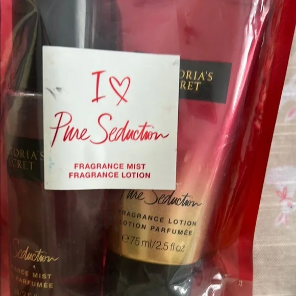 Victoria's Secret Pure Seduction Fragrance Mist and Lotion Set - Red - Picture 3 of 3